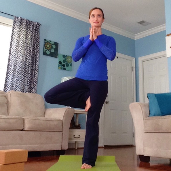 Tree Pose | A Yoga Practice for Mommy Brain | Increase Mental Focus and Clarity with Yoga | Yoga balance poses sequence | SpoiledYogi.com